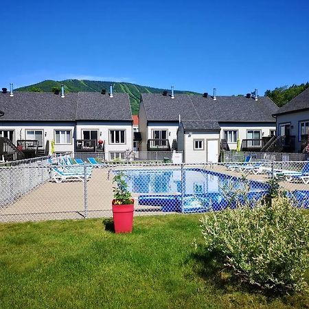 Les Condos De La Montagne 1 Beaupré Εξωτερικό φωτογραφία